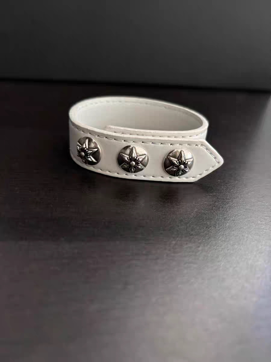 retro bracelet