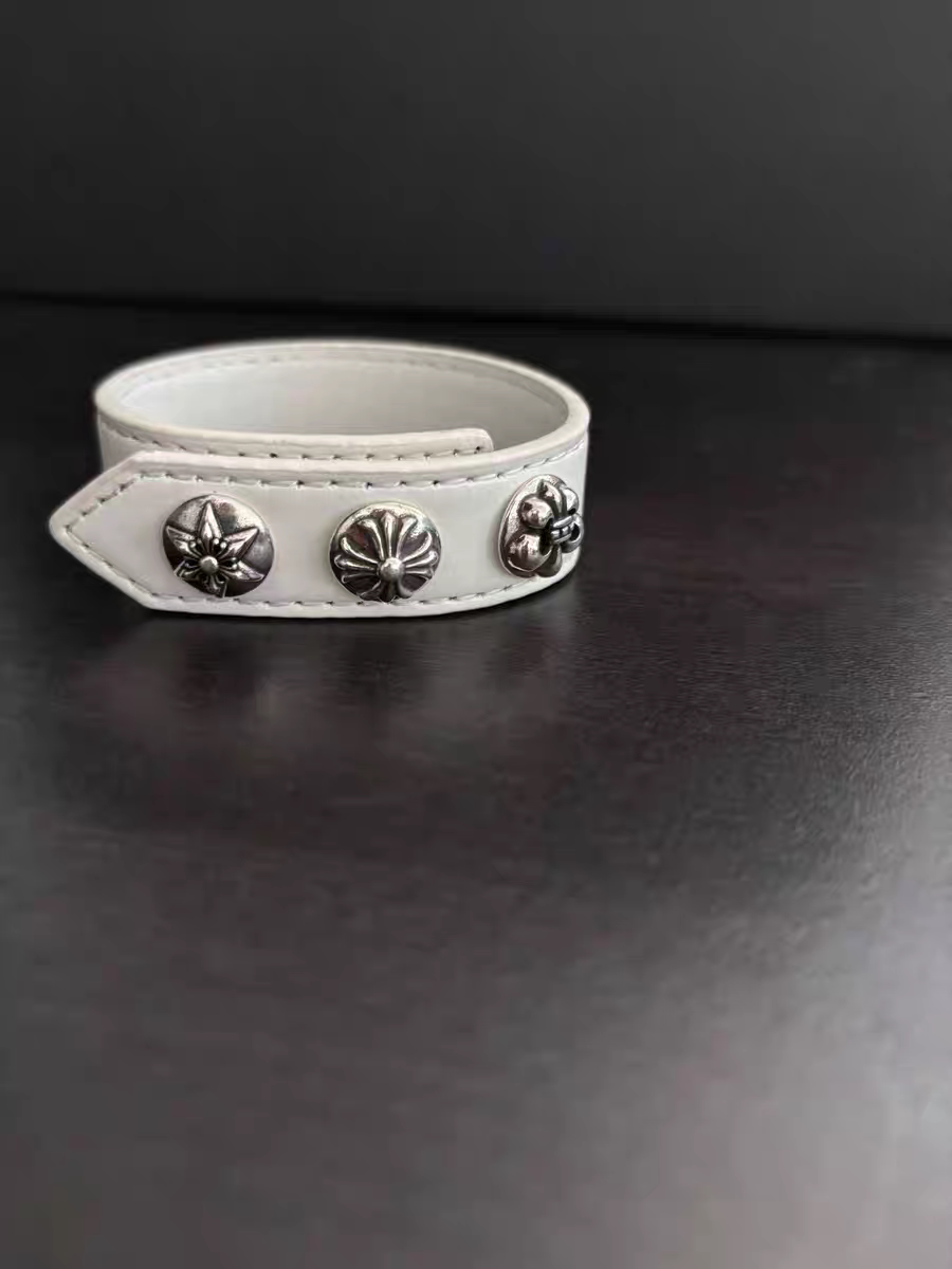 retro bracelet